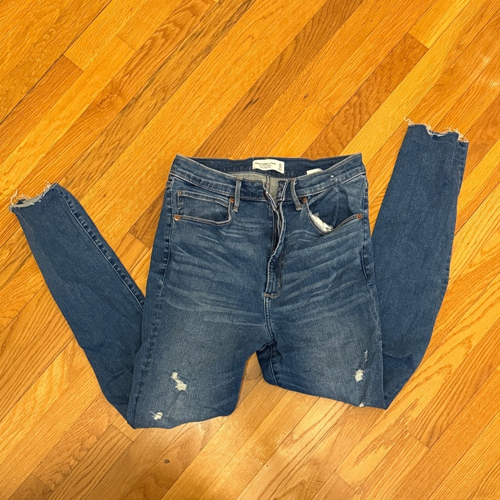 Distressed Women's Jeans